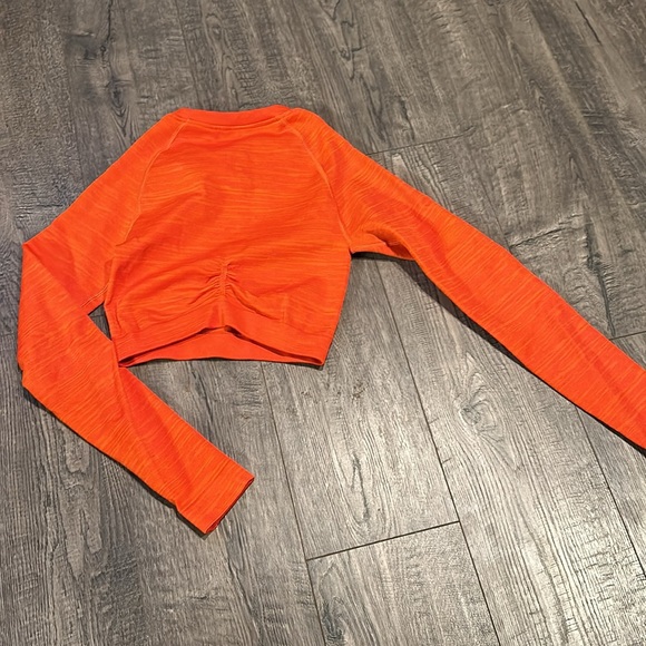 gymshark top - Picture 2 of 2